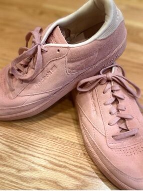Reebok 8.5 Suede Club C Sneakers Blush Pink Streetwear Spring Colorful Pastel